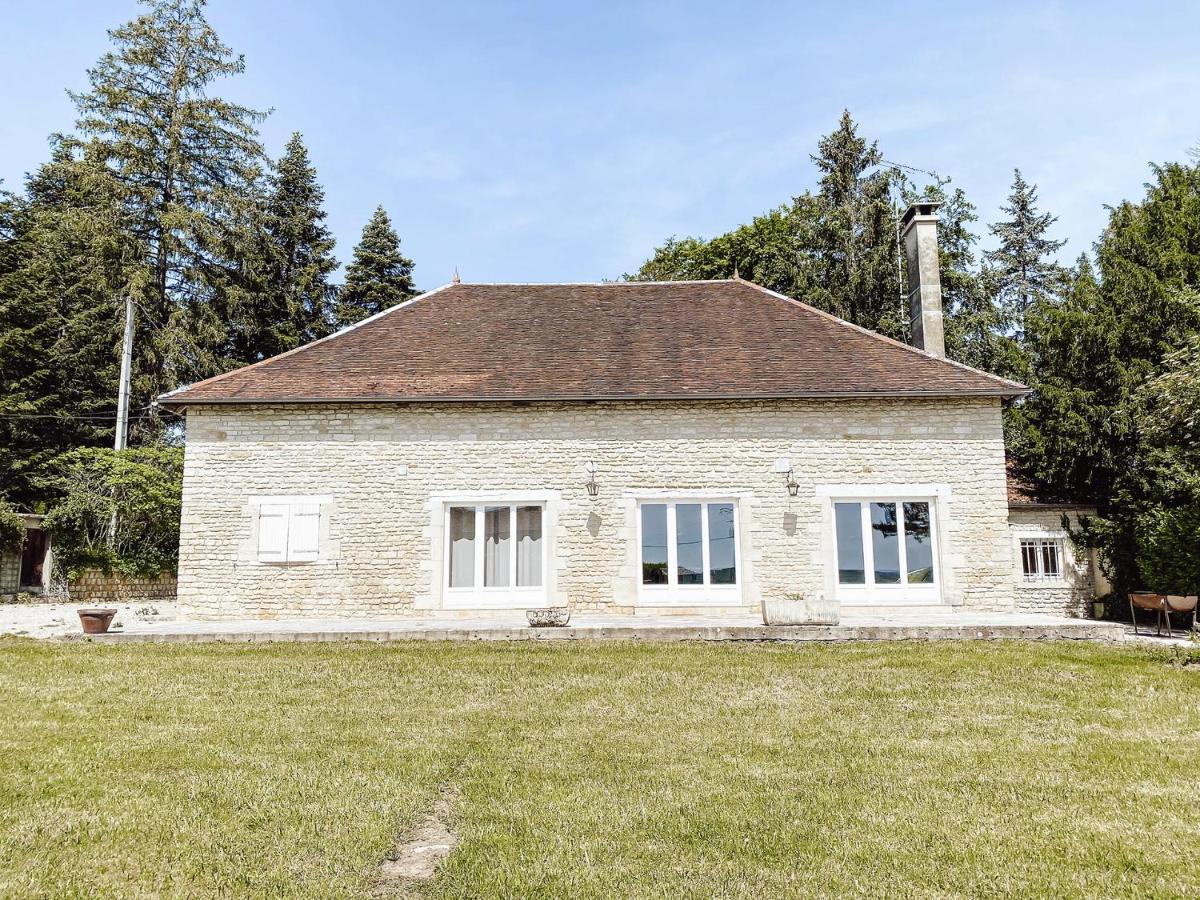 Гостьовий будинок Le Val Suzenay Vendeuvre-sur-Barse Екстер'єр фото